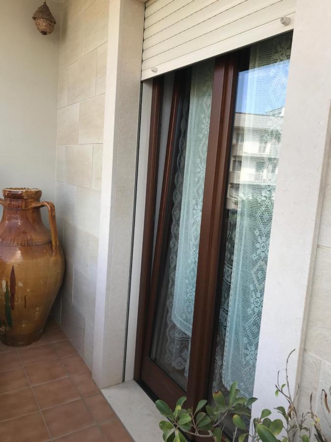 Lo Scoglio Acomodação com café da manhã Polignano a Mare Exterior foto